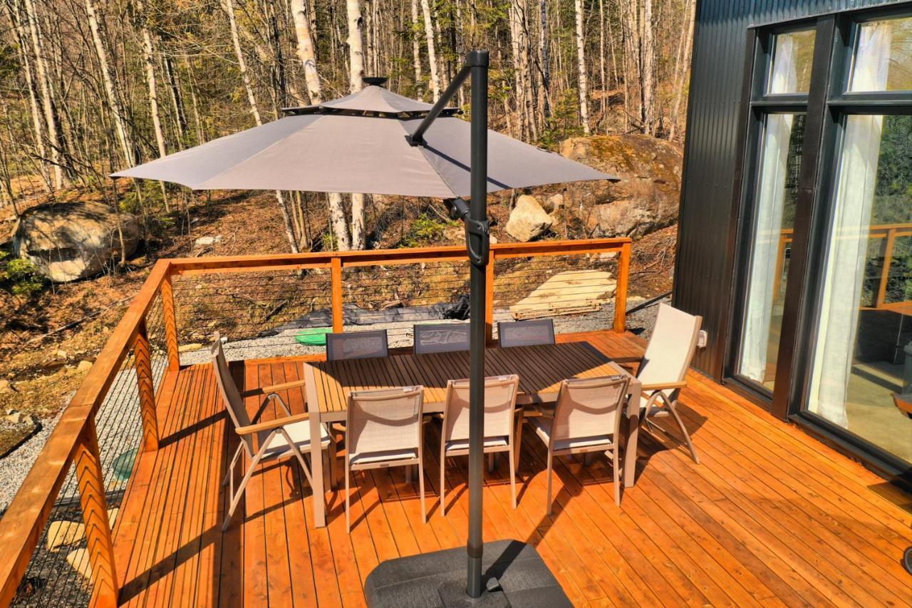 Kallm-Mont-Tremblant Chalet With Hot Tub, Pond & Beach On Private 7Acre Estate Lac-Superieur Kültér fotó