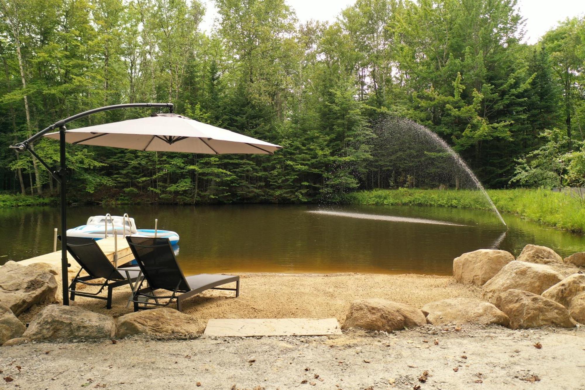 Kallm-Mont-Tremblant Chalet With Hot Tub, Pond & Beach On Private 7Acre Estate Lac-Superieur Kültér fotó